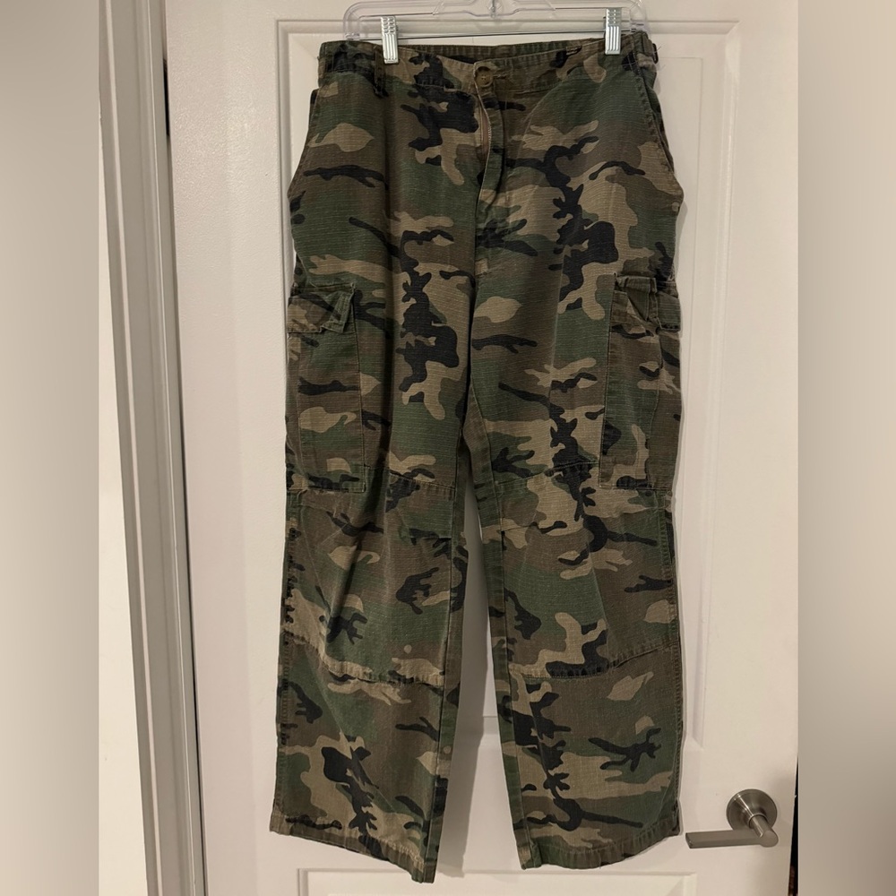 Camo Cargo pants